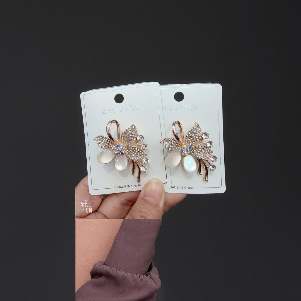 Alloy exquisite brooch, fashionable accessory, simple design, personalized accessory, metal brooch Specification image