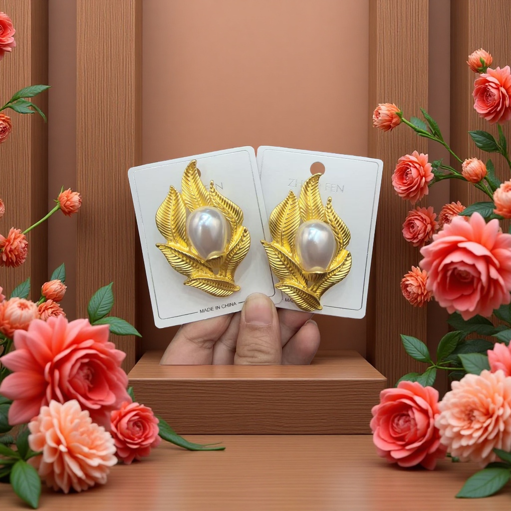 Alloy ladies' exquisite brooch, simple and fashionable accessory, elegant accessory Specification image