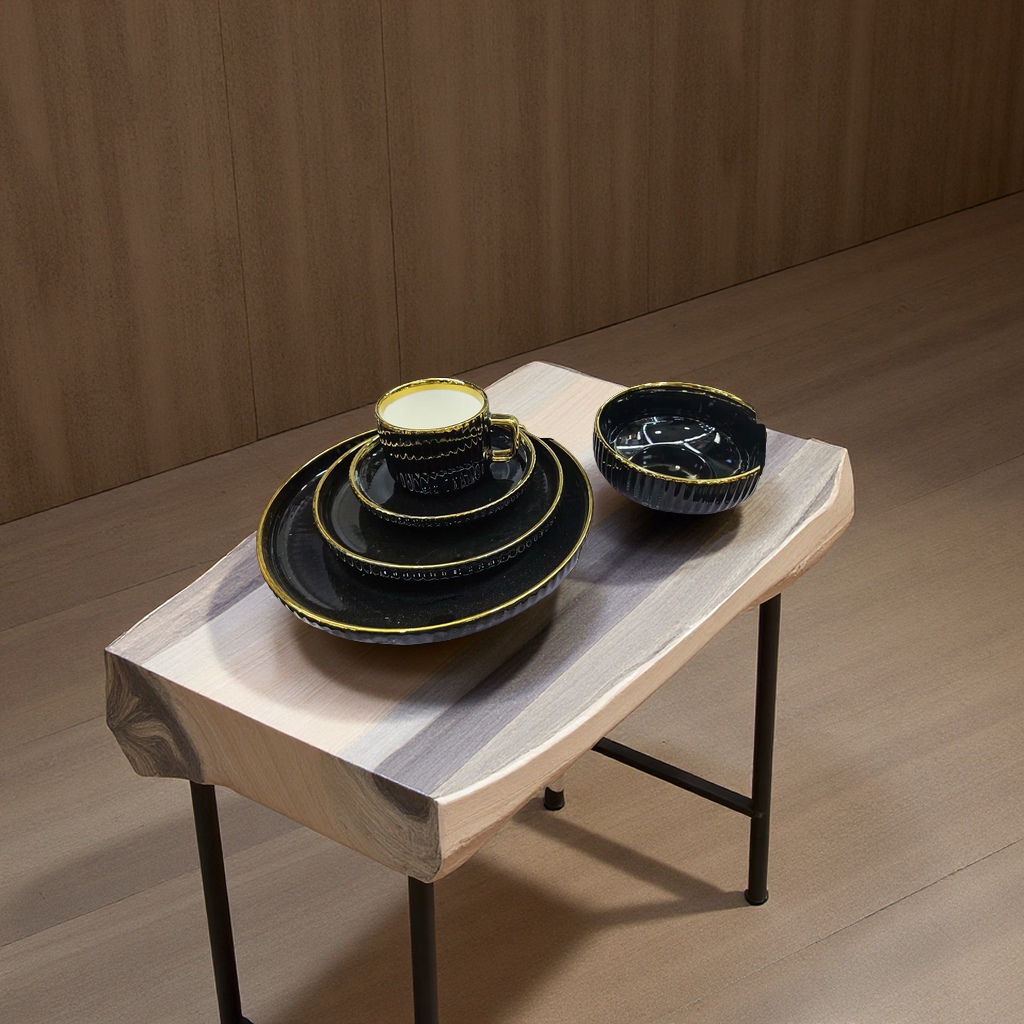 European-style ceramic Western tableware set, a combination of high-end household and restaurant bone China tableware Application Scenario