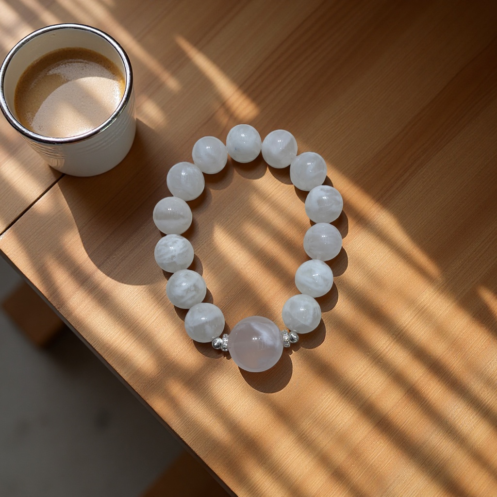 婚纱白雪花幽灵水晶手链大卡粉晶配饰百搭暴风雪花幽灵手串