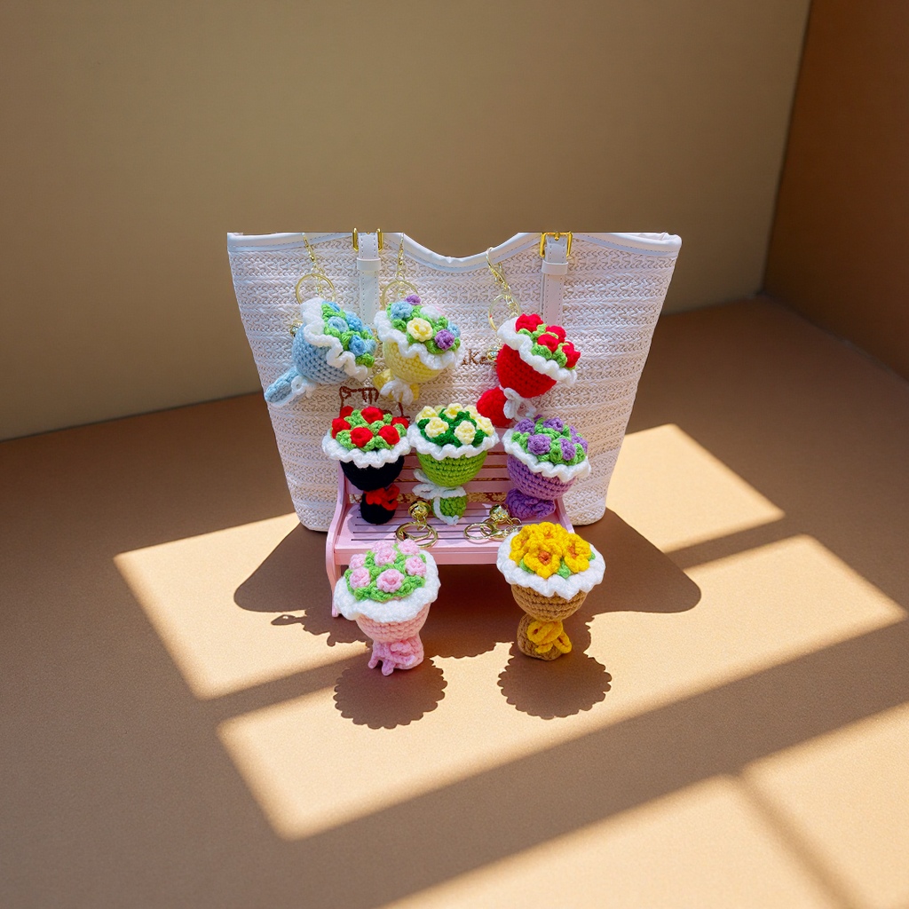 手工钩织成品diy小饰品钥匙扣挂件创意小礼品挂饰摆摊小商品批发细节图