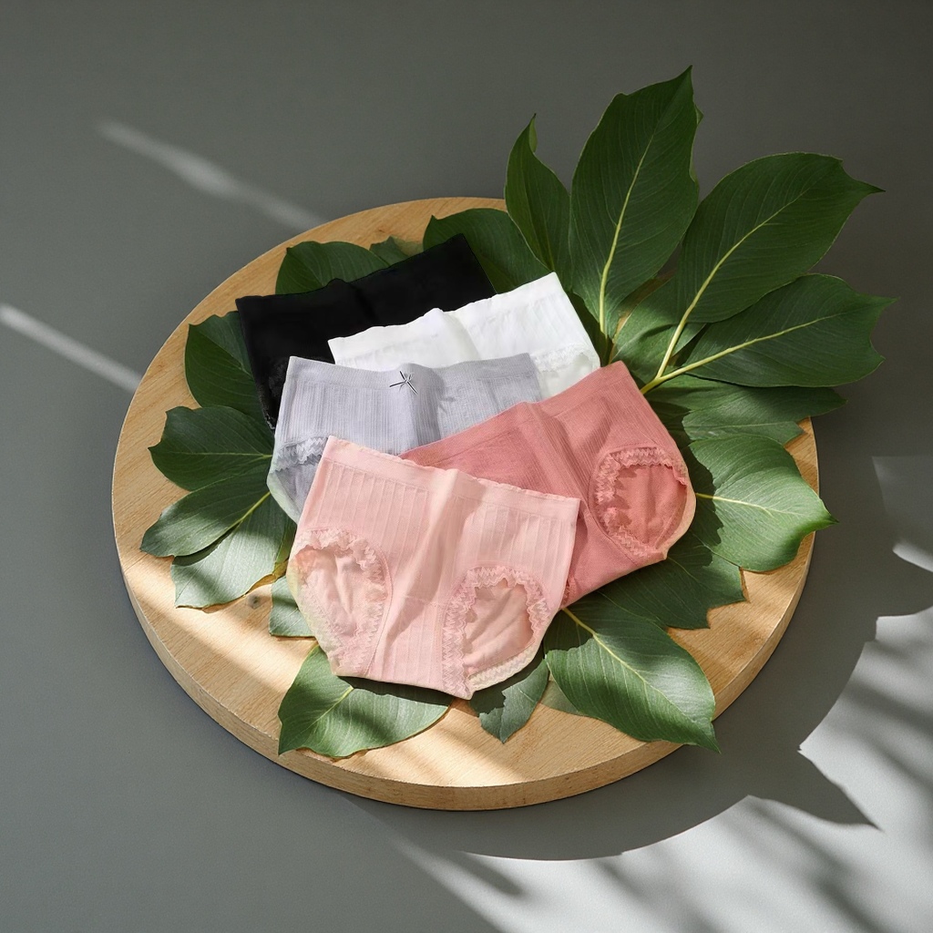 Pure cotton underpants for female students, white lace mesh, breathable, comfortable and soft details Picture