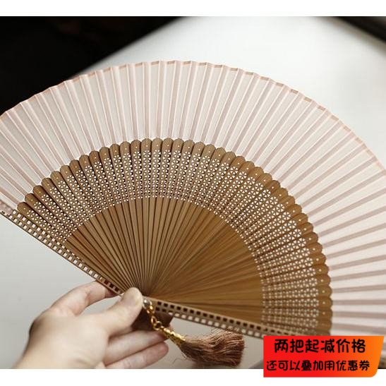 高档女扇日式和风折扇竹柄扇真丝扇礼品扇方格扇骨 纯色 淡桔色