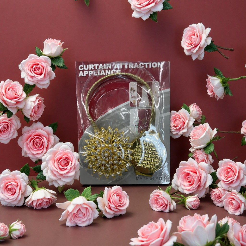 The anti-slip thickened fabric decorative hook is a simple and modern home curtain hanging tool for living rooms and bedrooms