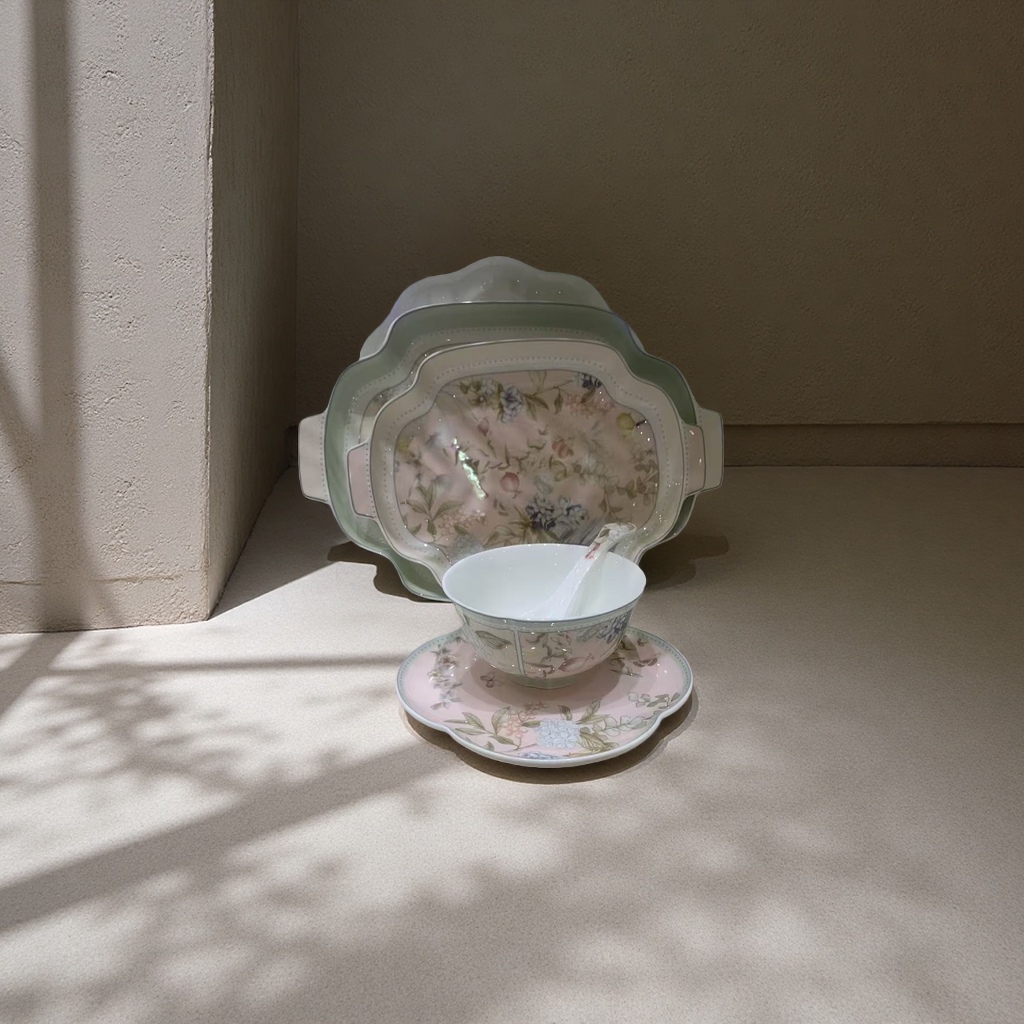 Spring's Promise 2026 Spring New Green and Pink Bone China Tableware Set Application Scenario