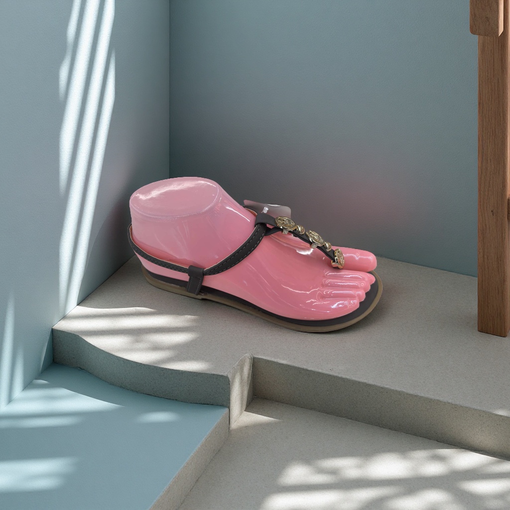 The hugo Standard shoe polish slippers for lazy people are anti-slip, soft and comfortable for home use