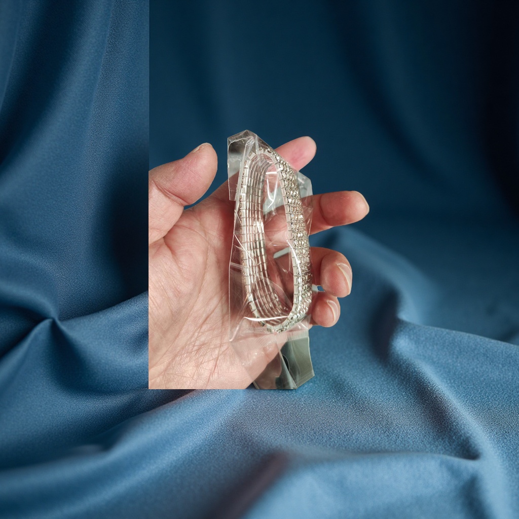 工厂直销，爪链水钻手链，多排弹力手链，闪亮亮的钻细节图