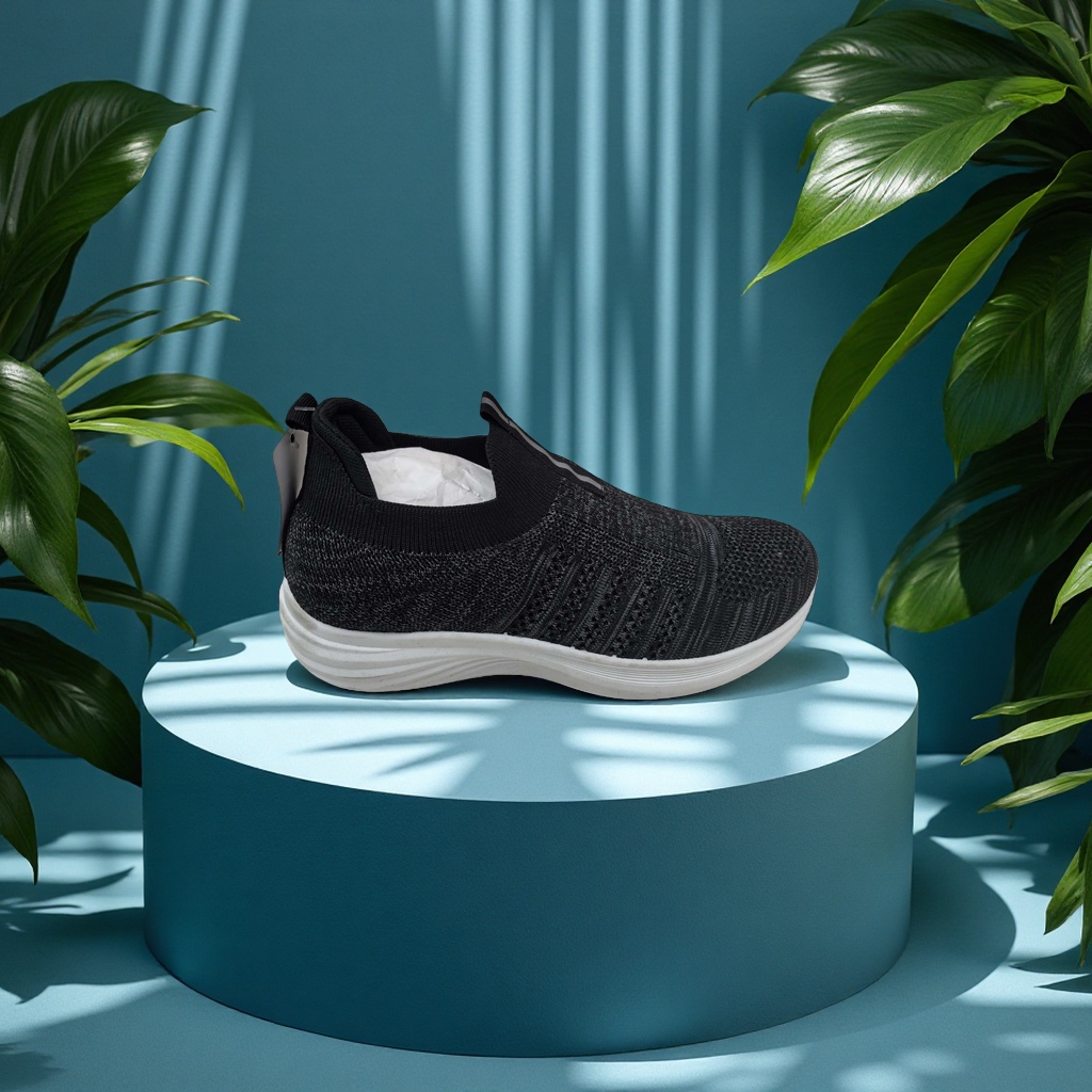 运动鞋白底实物图