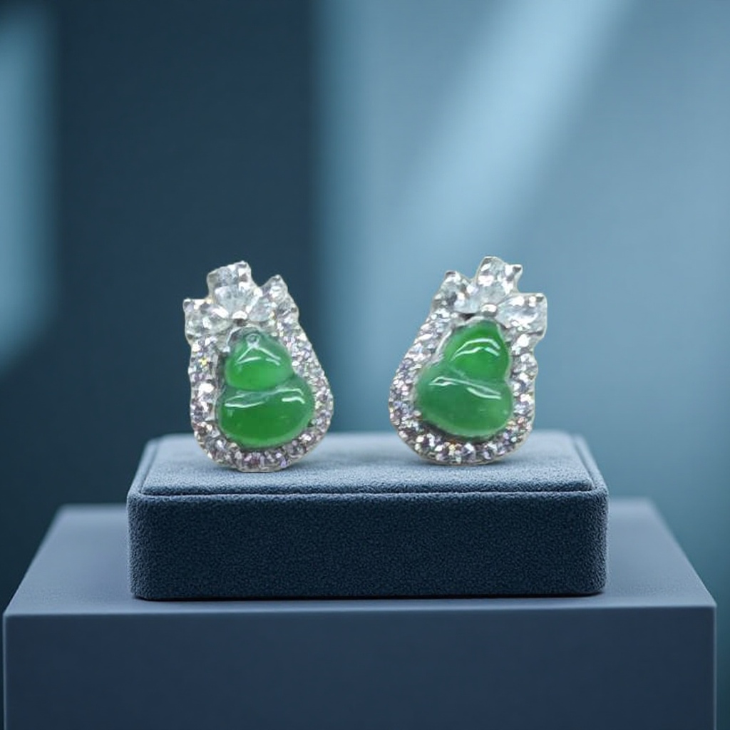 私田玉耳钉加银镀金潮流款细节图