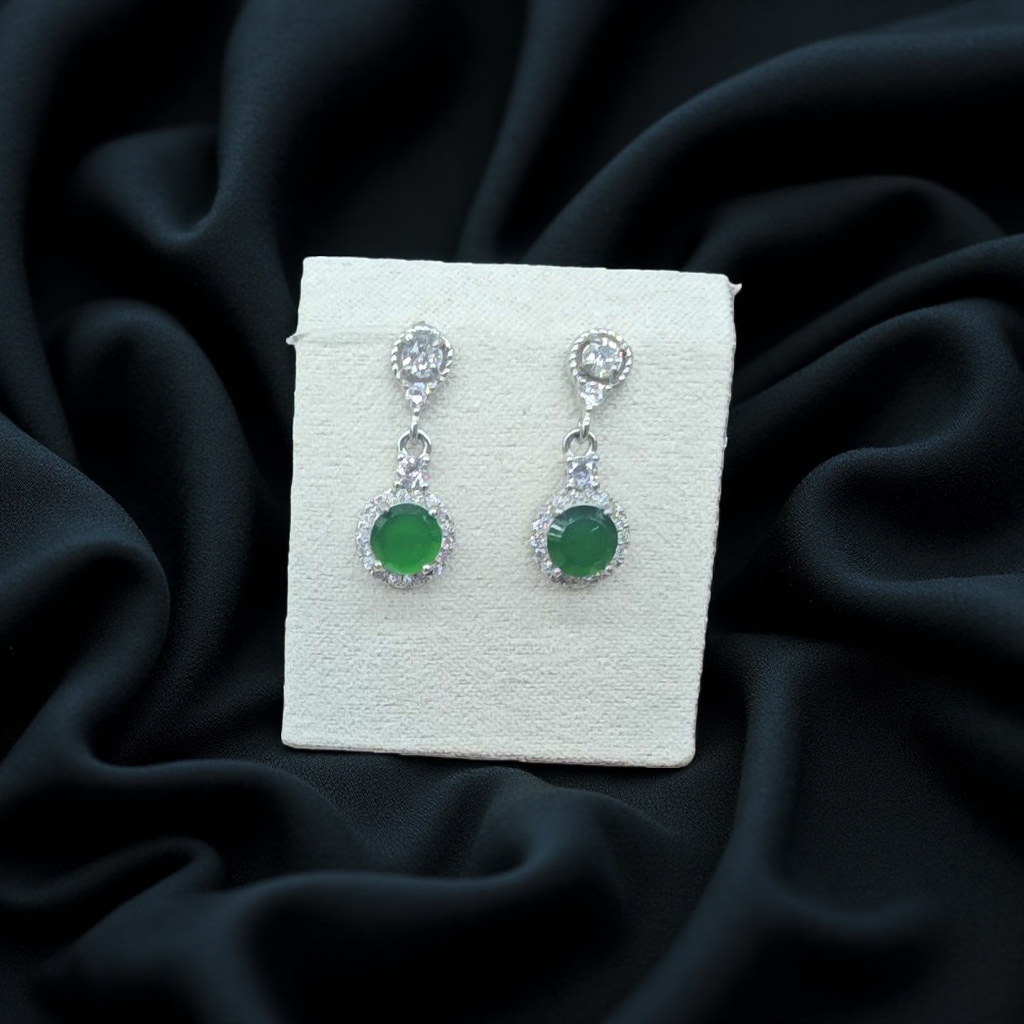 时尚耳环和田玉耳钉加银渡金细节图