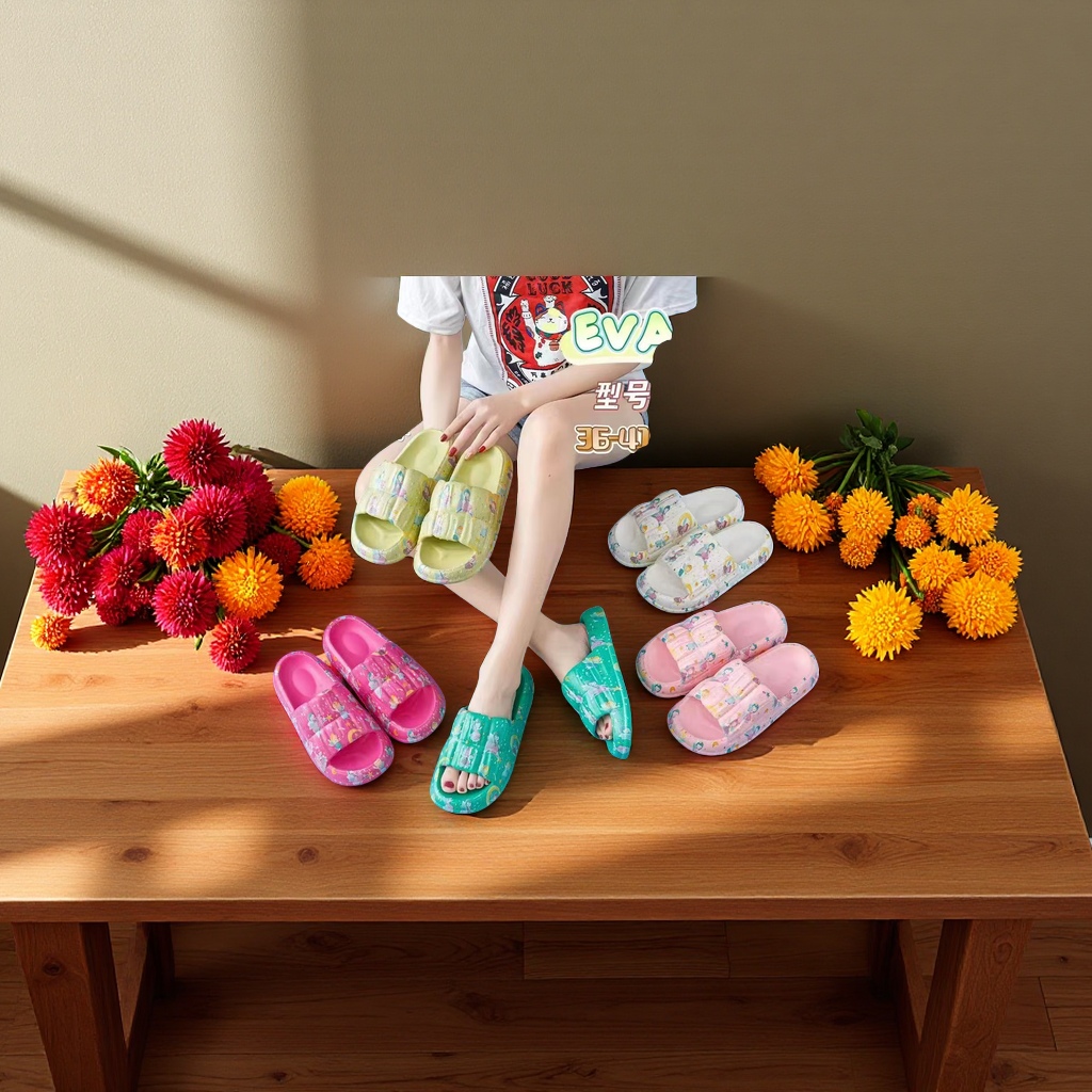 Women's summer fashion flip-flops Crocs are breathable, comfortable, anti-slip and have soft soles Application Scenario