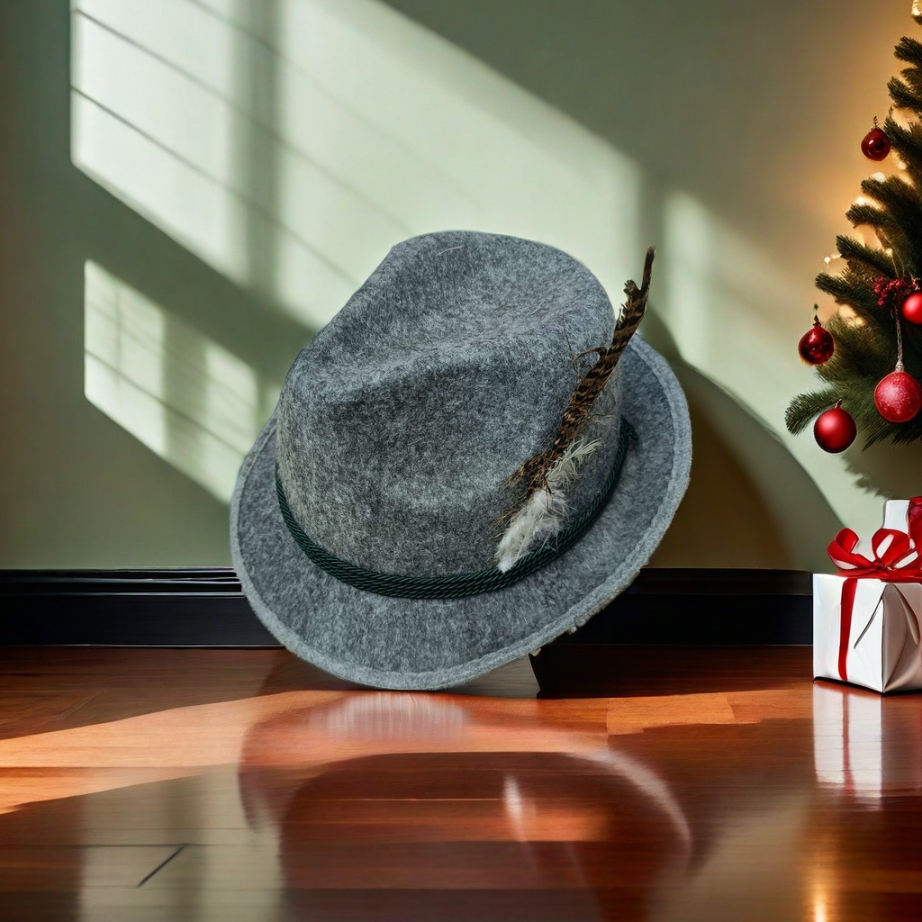 小麦秸秆草帽帽子装饰帽托塑料款透气舒适防晒帽子