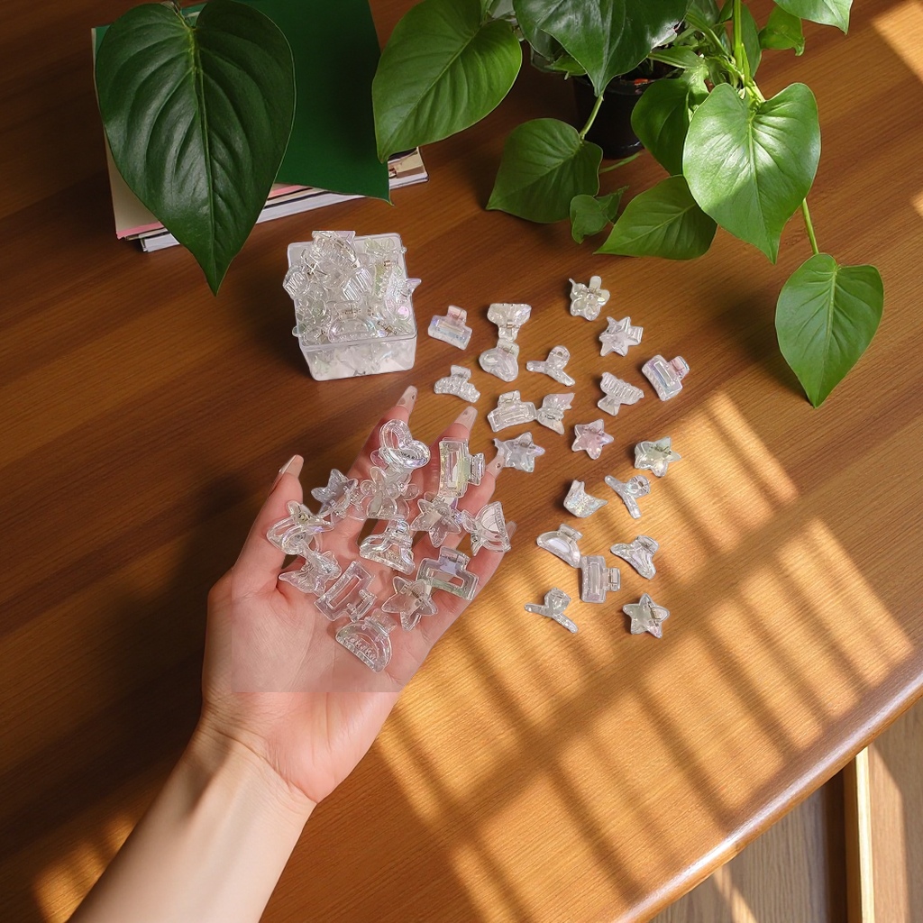 Phantom Color Grab Clip Small Hair clip Princess headwear 2025 New style Side bangs hair clip Item Picture
