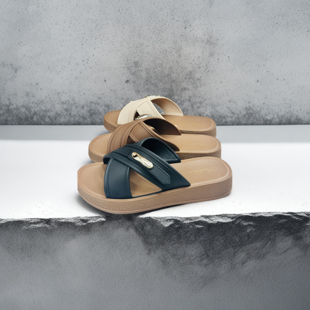 Light luxury style metal buckle thick-soled slippers, showing off your elegance during daily commutes Specification image