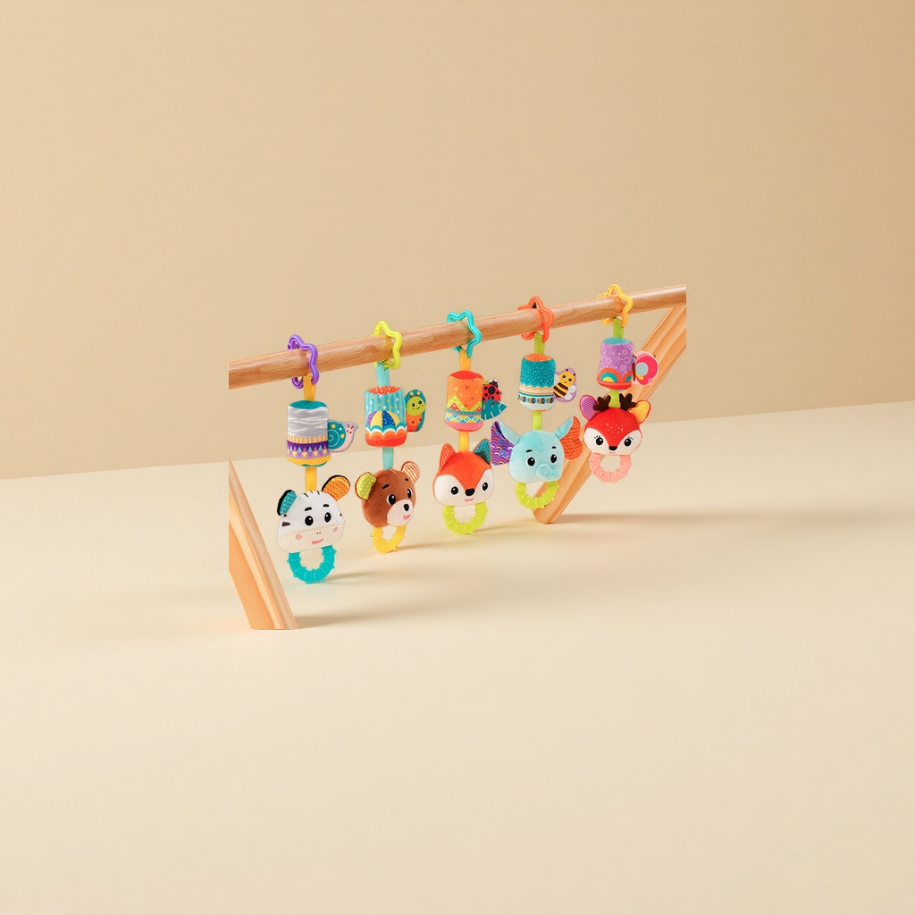 新Sozzy婴幼儿0-1岁牙胶毛绒安抚风铃车挂床挂婴儿推车挂件玩具 