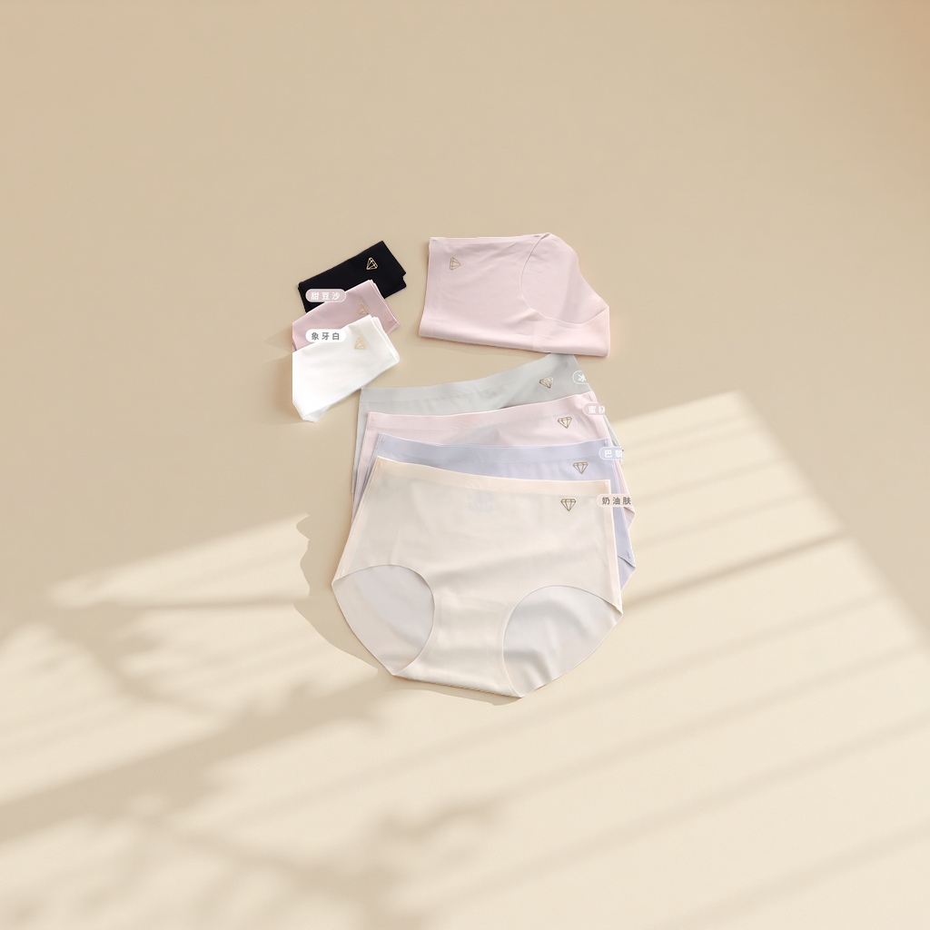 女士纯棉透气舒适内裤日常穿着经典款无痕设计