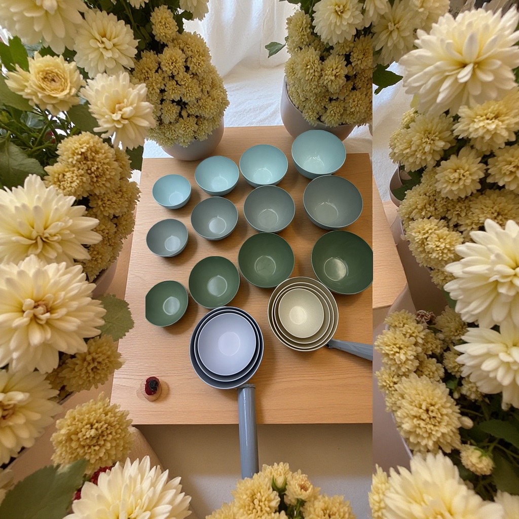 Salad bowl, large ceramic plate, home kitchen tableware set, simple style Application Scenario