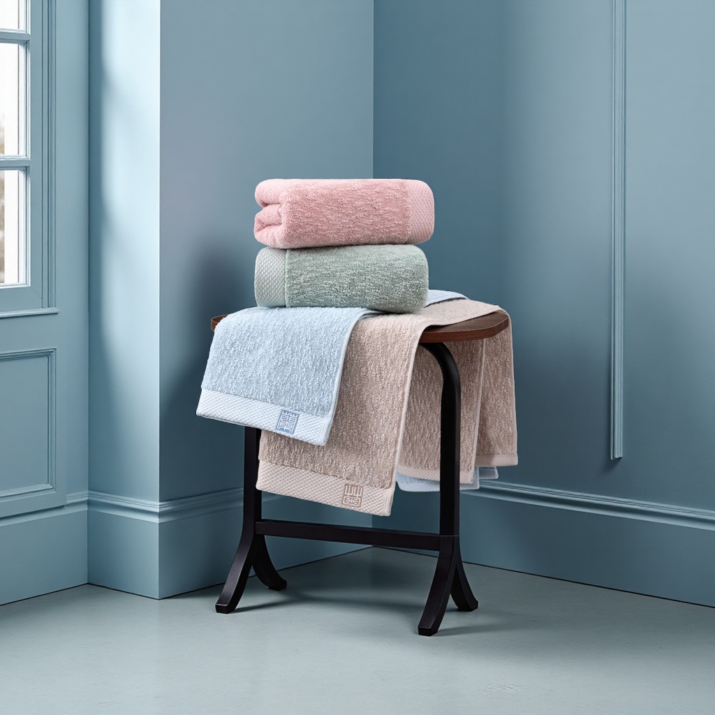 Pure cotton towels are of high quality, soft and have strong water absorption Specification image