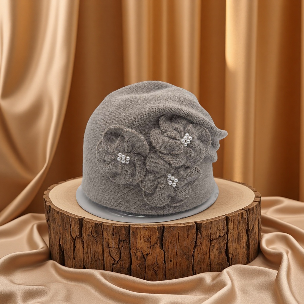 Autumn and winter fashion hat, rabbit fur knitted beaded hand-flowered pullover hat, women's winter versatile knitted woolen hat, supports custom styles and colors Item Picture