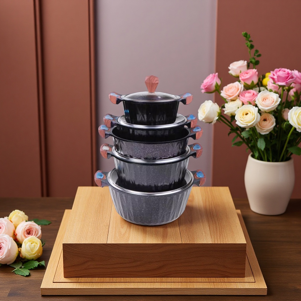 For inquiries about the price of soup POTS, stewing POTS, household non-stick POTS and healthy iron POTS, please contact us by phone Specification image