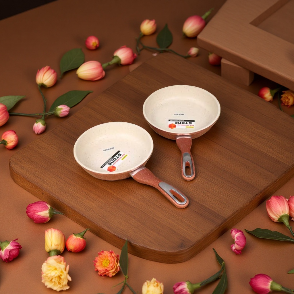 Chinese non-stick frying pan, household flat pan, healthy iron frying pan without coating. For price inquiries, please contact us by phone Application Scenario