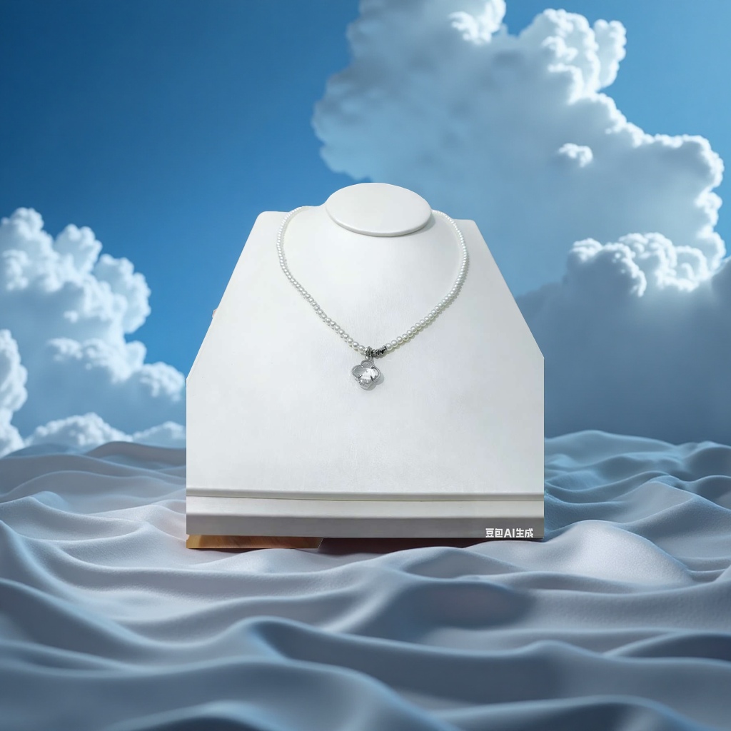 Fashionable, exquisite necklace, light luxury, simple and versatile accessory, a gift for girls Specification image