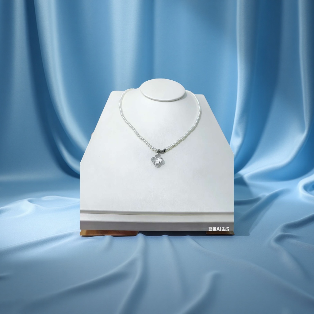 Fashionable, exquisite necklace, light luxury, simple and versatile accessory, a gift for girls details Picture
