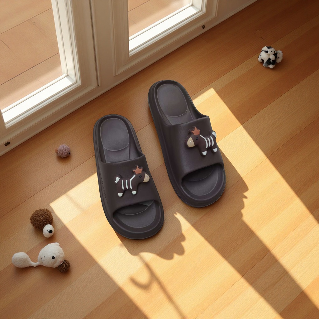 Summer home women's breathable, comfortable and anti-slip soft-soled slippers in black pony style