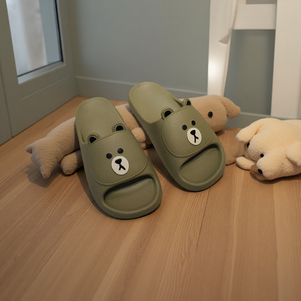 Summer home women's breathable, comfortable and anti-slip soft-soled slippers in green bear style details Picture