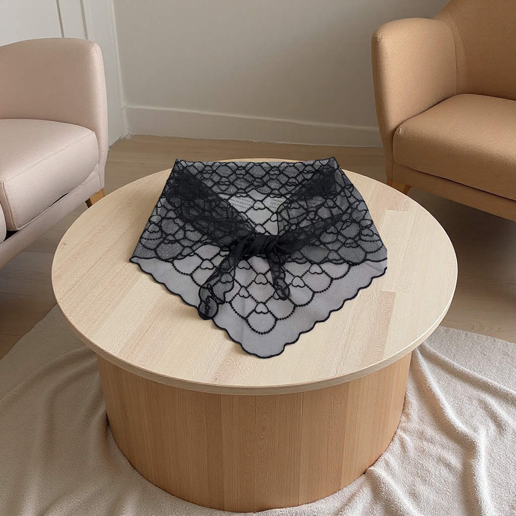 Lace triangular scarf is breathable, soft and comfortable. It is a daily necessity for women. The fabric is made of brocade with hollowed-out patterns, grey lace with lace trim, non-elastic lace, lace fabric with hollowed-out embroidery