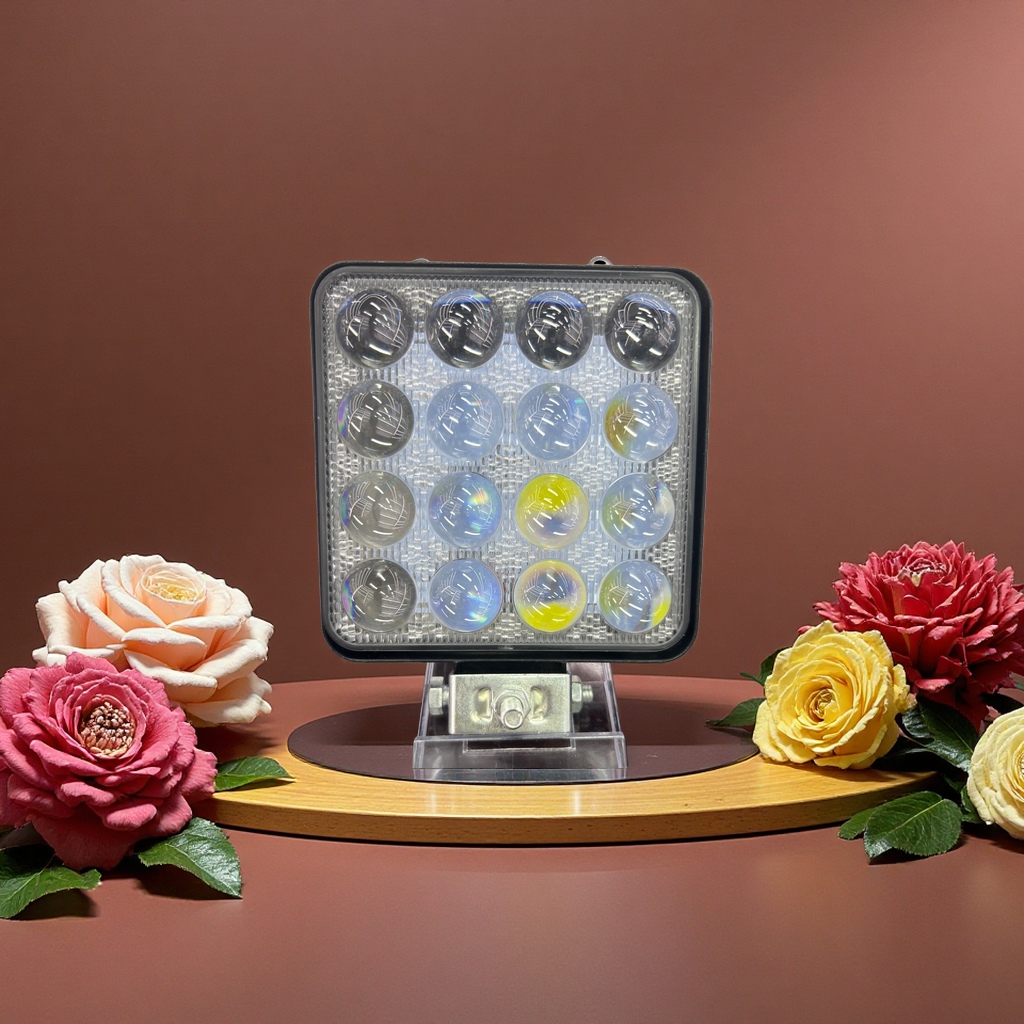 The waterproof and high-intensity LED motorcycle lamp is a universal model suitable for various vehicle types. 124115921 Application Scenario