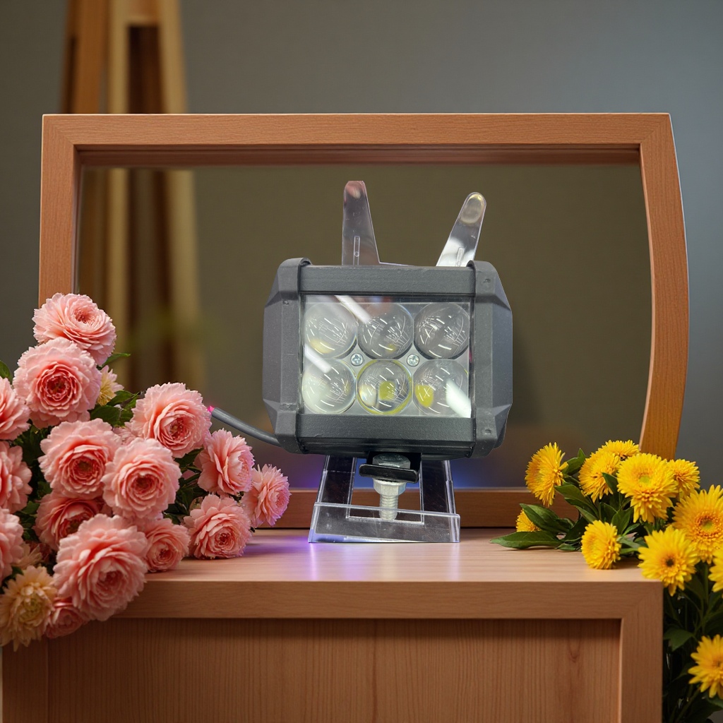 Motorcycle spotlights, high-definition high beam bulbs, 12V 35W car bulbs, LED light groups Application Scenario