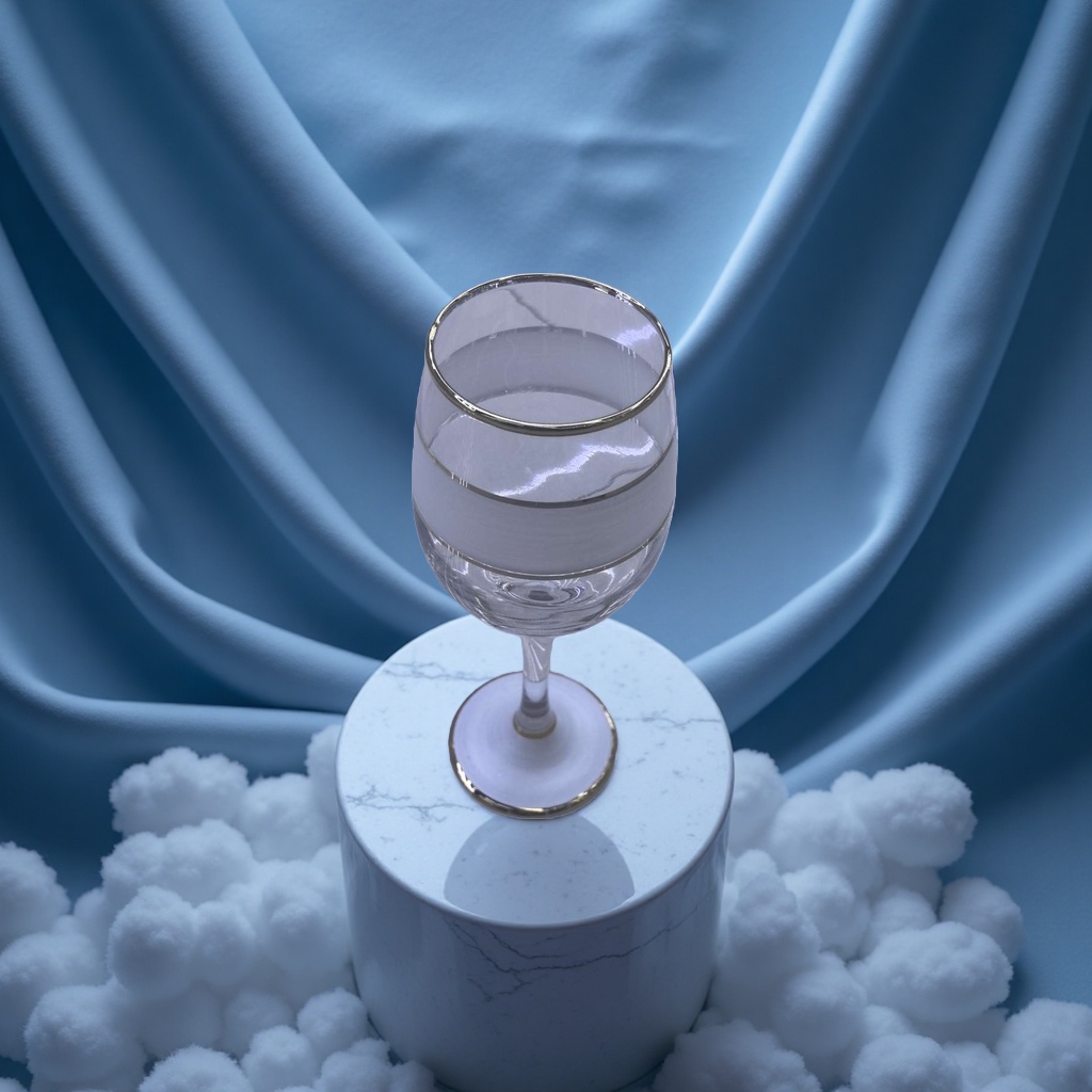 Green apple glass cup with sun relief, transparent water cup, household cup details Picture