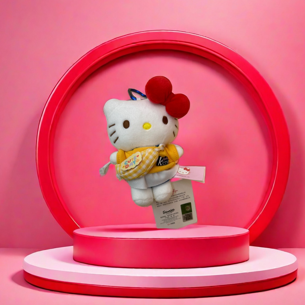 Trendy toys, plush and cute bags, pendants, bear keychains, daily decorations details Picture