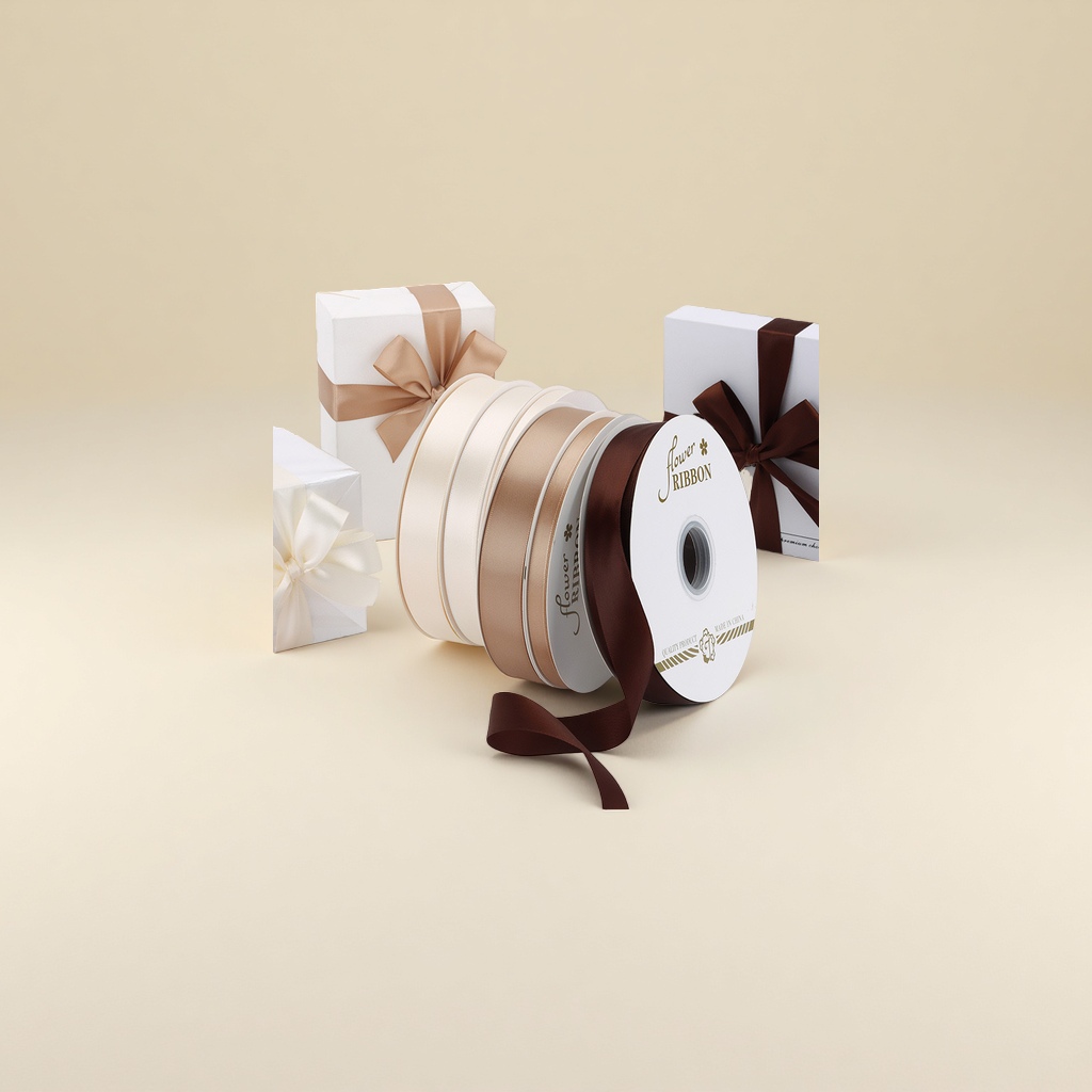 Solid-color polyester ribbon ribbon cake decoration birthday gift packaging gift box flower ribbon ribbon ribbon Application Scenario