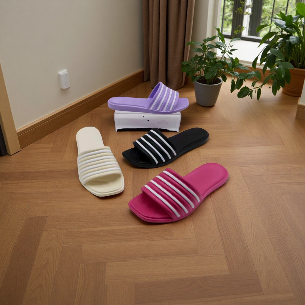 Fashionable women's summer versatile flip-flops in regular striped style Application Scenario