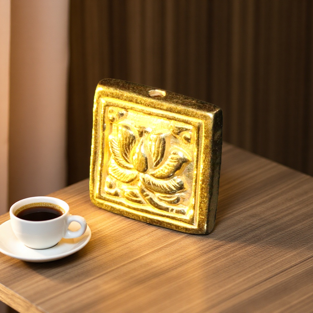 Investing in gold ingots, gold jewelry, and 100-gram gold bars for preservation, appreciation, collection and financial management details Picture