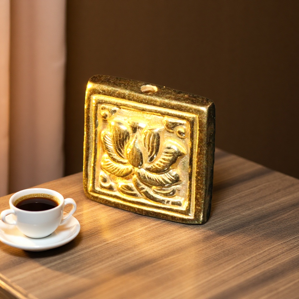 Investing in gold ingots, gold jewelry, and 100-gram gold bars for preservation, appreciation, collection and financial management Specification image