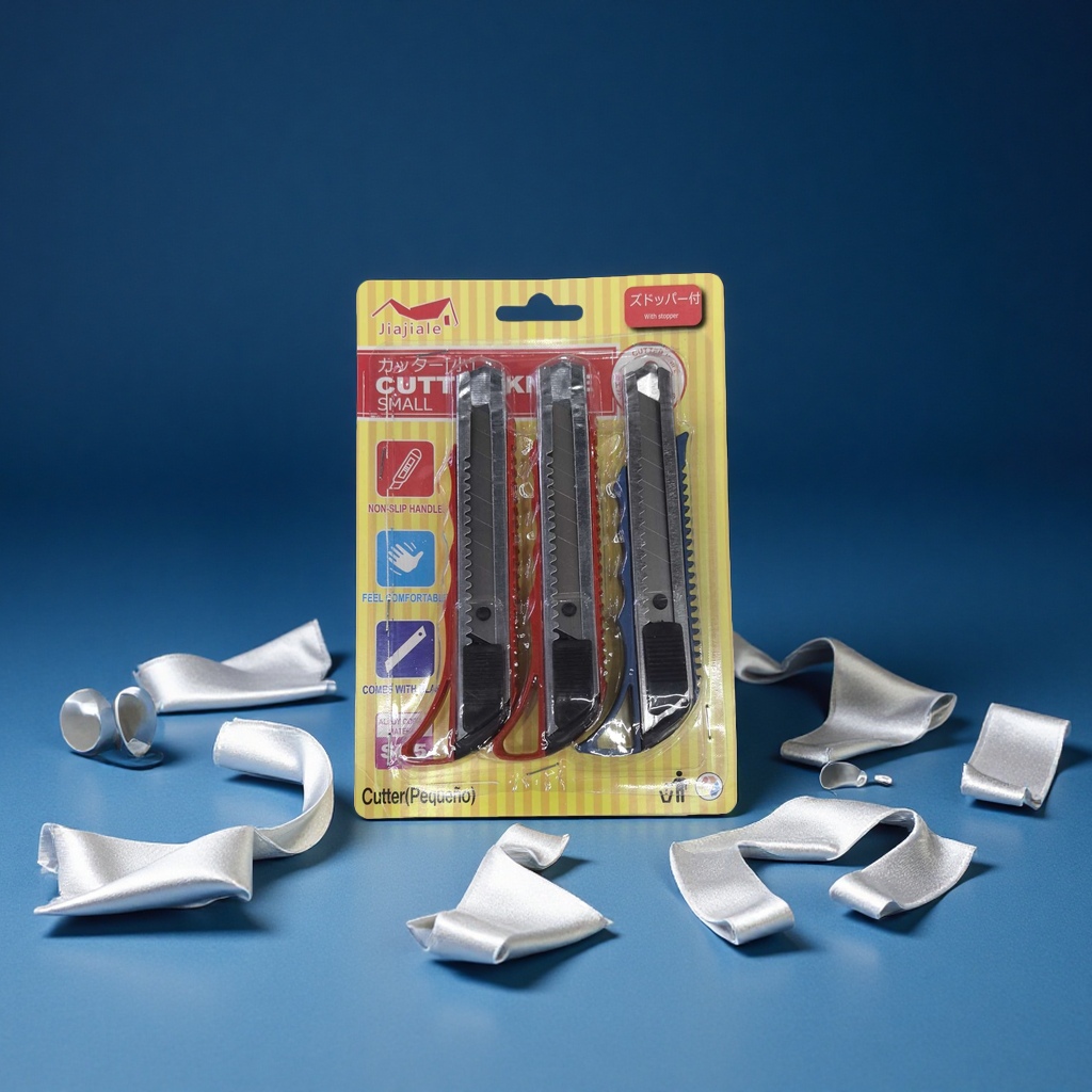 Graphic design knife, student, cute wallpaper knife, three-shot steel flower blade, telescopic fake knife. 131234948