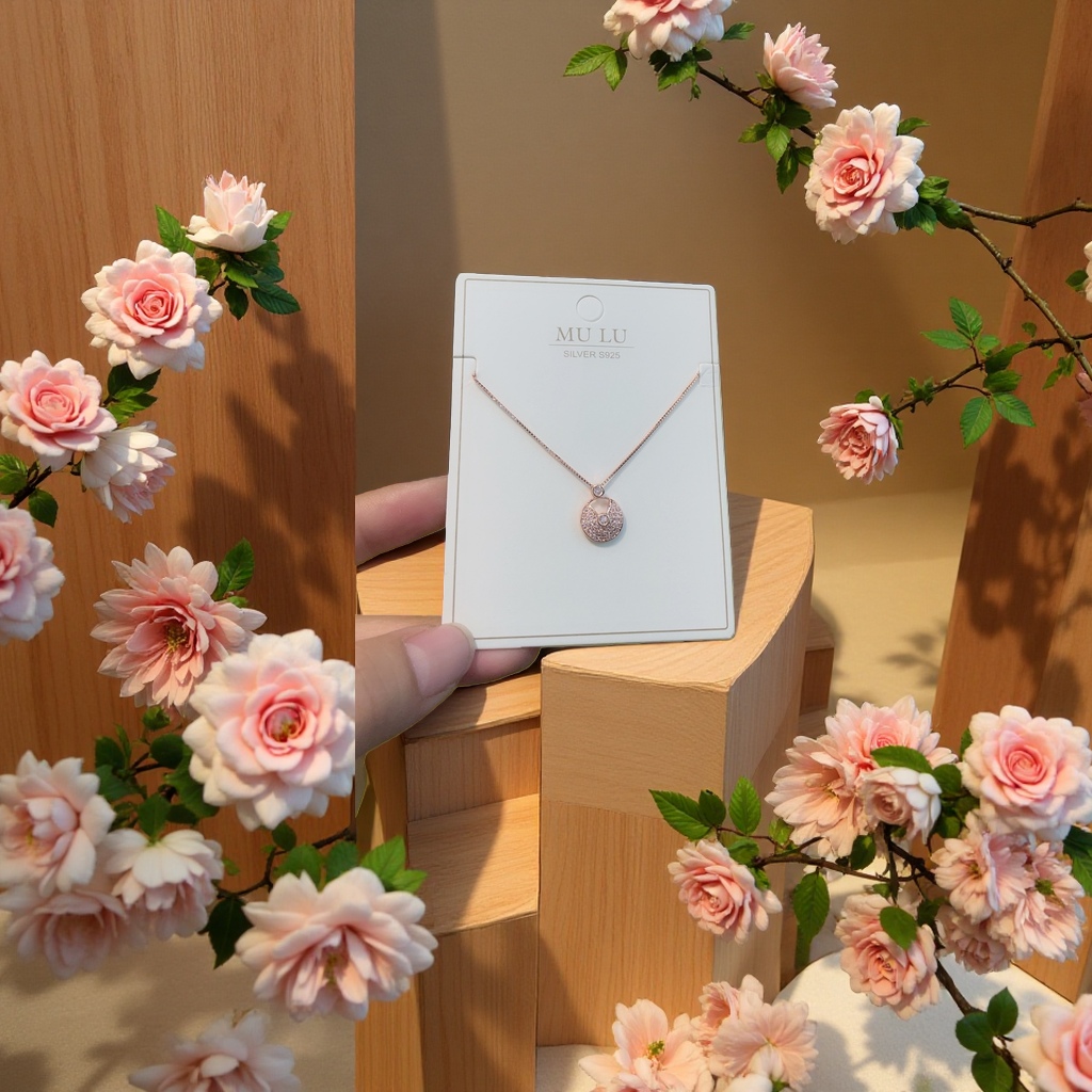 甜美可爱款锆石镶嵌项链女时尚精致饰品小众设计感