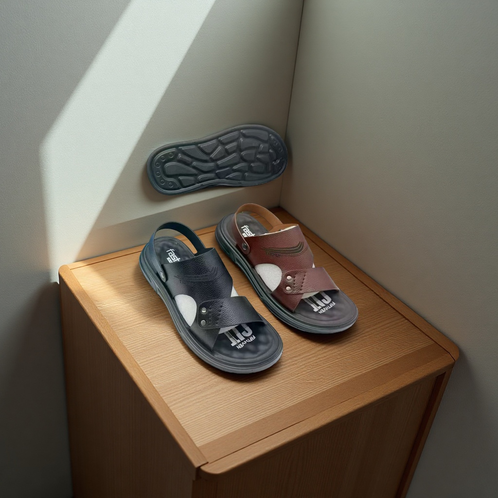 Men's leather home shoes with anti-slip soft soles and comfortable home slippers Application Scenario