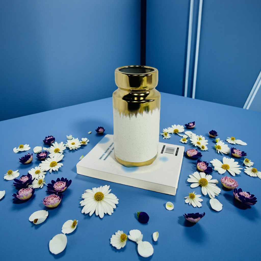 Ceramic vase, a simple Nordic-style home decoration item, is a flower storage container for the living room and bedroom Specification image