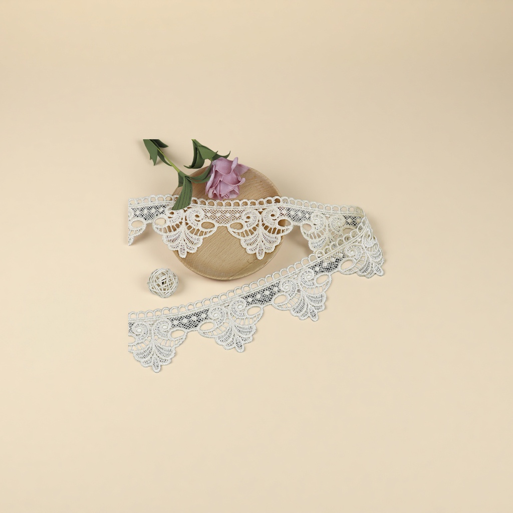 Cotton thread lace, lace clothing accessories, hollowed-out white cotton thread pillowcases and duvet covers, cotton ribbons, lace accessories Application Scenario