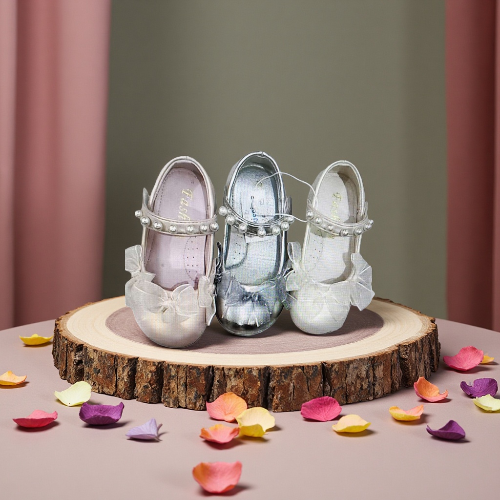 The new princess shoes and Baozi shoes from Spring and Autumn are fashionable, comfortable, with soft soles and anti-slip properties