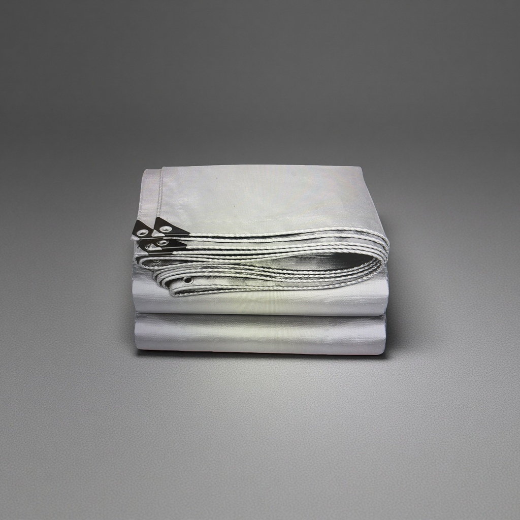 1.5mm thickened outdoor waterproof tarpaulin, durable and UV-resistant, large-sized for household use Application Scenario