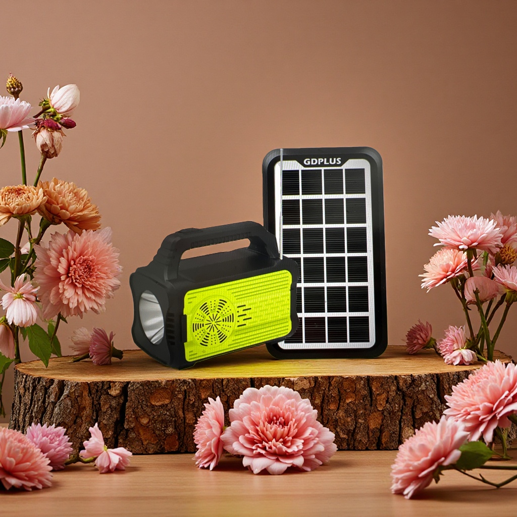Solar portable portable lamp, portable charging, outdoor lighting, strong light, waterproof Application Scenario