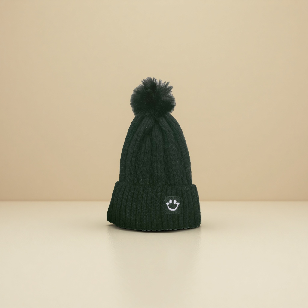 Winter fashion body hat lamp, knitted woolen straw hat, warm, windproof and breathable Application Scenario