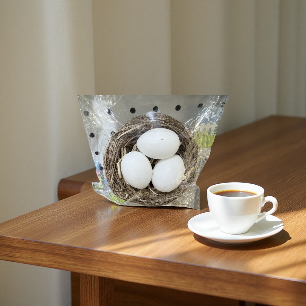 Tres huevos blancos objetos de artesanía objetos de decoración minimalistas objetos de salón objetos de arte Specification image