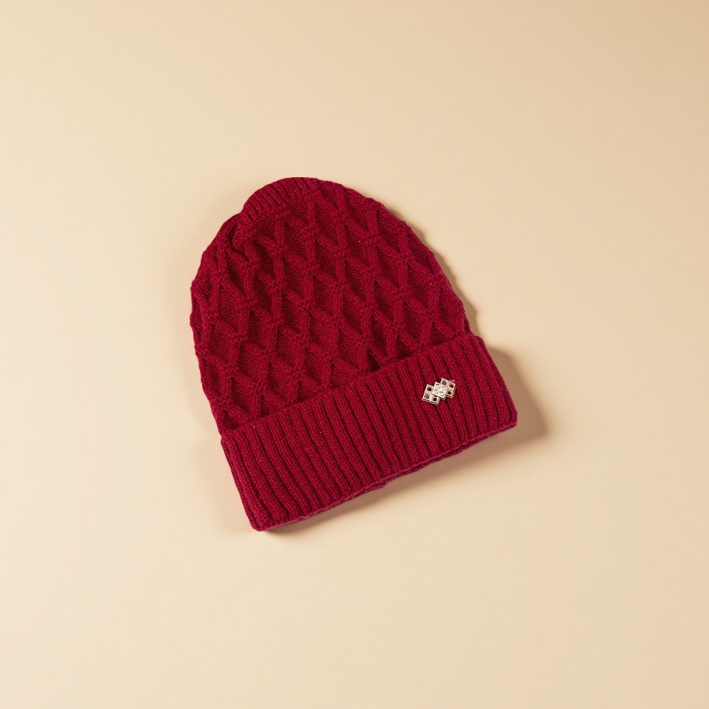A fleece knitted cap for middle-aged and elderly people to keep warm in autumn and winter, a women's pullover cap and a fleece winter cap Specification image