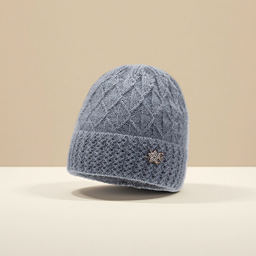 Thick and warm woolen hats for middle-aged and elderly women, winter export ear-protecting hats for women, and woolen cycling hats for old ladies Specification image